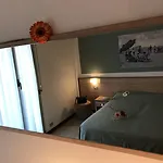 Ondina E Milazzo تّشيرفييا
