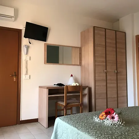 Ondina E Milazzo 3* Cervia